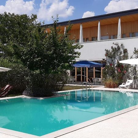 Hotel Gracanica Exterior foto